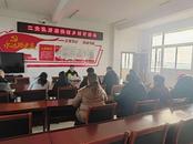 蚌埠市交警支隊二大隊走進梨朱村開展“美麗鄉村行”交通安全宣傳活動