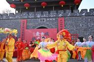 滁州瑯琊區舉行2025乙巳年“走古城 掛春聯”活動