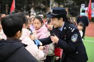 合肥：开学第一课，先上安全课