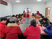 雪華鄉（宏業村街道）第三社區開展“絲絲艾草情 捶出新生活”三八婦女節主題活動