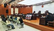 巢湖法院公開審理謝某等20人銷售偽劣產(chǎn)品、非法經(jīng)營罪案