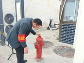 迎江區錢牌樓社區開展消火栓“健康體檢”專項行動