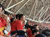 國足半場0-2落后澳大利亞隊 關鍵球員傷退陷困境