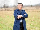 他突發(fā)心臟病于3月17日離世，年僅56歲