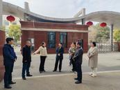 龍子湖區政府副區長蔣紋到蚌埠市行知實驗學校開展食品安全工作調研