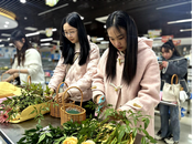 肥西縣舉辦女教職工慶“三八”藝術插花活動