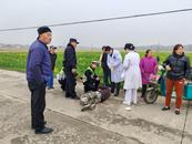 懷寧縣小市鎮：警民攜手緊急救援 摔倒老人轉危為安