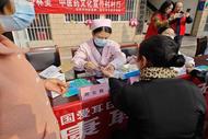 宜秀區楊橋鎮開展“慶三八”巾幗志愿服務活動