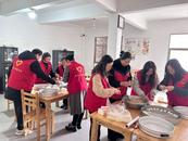 歙縣溪頭鎮(zhèn)：志愿敬老行 餃香傳真情