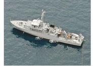 日本海上自衛隊一掃雷艇突發火災