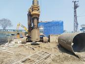 蚌埠延安路大橋及接線工程 南岸樁基施工正酣