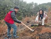 青春護綠筑新篇 富堨共繪生態(tài)卷——歙縣富堨鎮(zhèn)開展2025年義務(wù)植樹活動紀實  