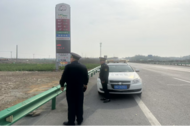 加強路政巡查，護航“桃花節”