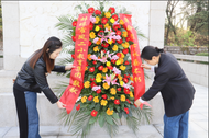 鳳二小教育集團開展“清明祭英烈”主題實踐活動