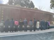 鼓樓街道小東街社區：緬懷先烈寄哀思，文明祭掃樹新風