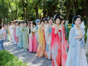 合肥包公園煥新 漢服嘉年華上演“國潮”盛宴
