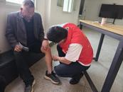 蚌埠经开区长淮卫镇东片区民政服务站开展“关爱送健康 致敬劳动者”劳动节主题活动  