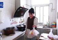 大皖正能量|“你養(yǎng)我小，我養(yǎng)你老” 身殘女兒辭職陪伴患癌養(yǎng)父