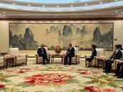 英伟达CEO黄仁勋到访北京，称希望继续与中国合作