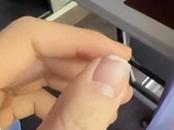 “凡晨組合”賈一凡被擠斷指甲，本人發文：請理智追星