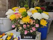 清明前夕的合肥花卉市场：祭祀鲜花热销，批发、定制服务较受欢迎