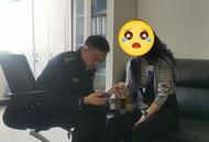39歲單親媽媽網上邂逅“高富帥”男友，欲轉賬110萬元，警方及時勸阻