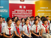 “沉浸式”學法 護少年成長   ——工農小學參觀蚌埠市青少年法治教育實踐基地