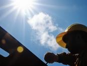 北方多地直逼40℃ 南方悶熱多雨