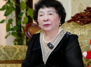 60歲失獨母親冒死生下雙胞胎：“好好活著 我和女兒們抱團取暖” 