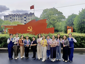 杭州银行巢湖支行：感恩母亲节 鲜花赠芳华