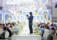 月入2萬 池州跟拍攝影師火了