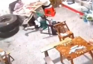 貨車輪胎飛入家中砸翻牌桌，牌友倒地呻吟，當地回應：3人仍在住院