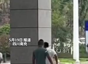 初三病重男孩躺病床和全班拍畢業照 次日不幸離世！ 親屬：接受不了，一直在哭