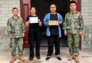 樅陽縣會宮鎮(zhèn)：為入伍新兵家庭懸掛“光榮之家”牌匾