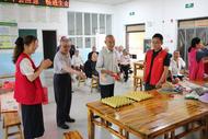 宜秀區(qū)大龍山鎮(zhèn)：粽香傳溫情，敬老共安康
