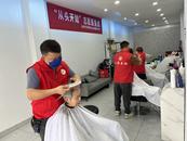 合肥双岗街道窦小桥社区开展“善行双岗，让爱飞翔——有爱·无碍”免费理发活动  