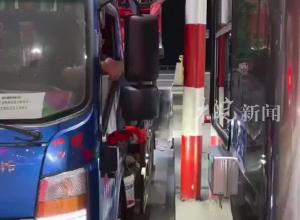 綠色通道護航“三夏”麥收路 蚌埠為跨區作業農機手送清涼