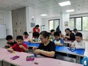 传承民俗文化，手工香包情暖端午｜合肥高新区复兴社区开展端午香包制作活动  