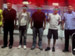    阜阳交警：货车组队闯红灯   28名司机被拘