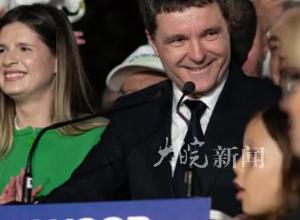 兩屆國際奧數金牌滿分得主 獨立候選人尼庫紹爾·達恩 當選羅馬尼亞總統
