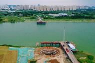 淮南淮河大橋搶抓黃金期筑牢“根基”