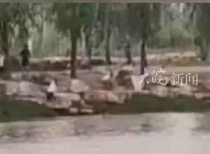 军人奋不顾身连救五人性命   母亲含泪回忆儿子救人细节