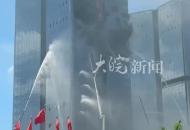 深圳151米超高樓起火？ 消防部門：是演習 無人機群 機器人齊上陣
