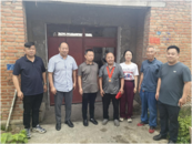 致敬初心 薪火傳承——百善鎮開展“光榮在黨50年”紀念章入戶頒發活動