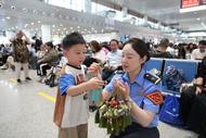 長(zhǎng)三角鐵路6月1日預(yù)計(jì)發(fā)送旅客260萬(wàn)人次