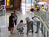 男孩糖葫蘆卡喉 市民用海姆立克法20秒助其脫險(xiǎn)