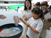 “非遗嗨翻天”让阜阳市民沉浸式体验非遗文化