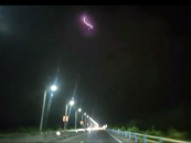?合肥巢湖天空閃電頻現？專家：系梅雨期局地對流導致的云閃現象