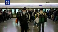 明天起，上海地鐵全網試點銀行卡刷卡過閘