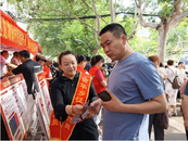 雪華鄉(xiāng)（宏業(yè)村街道）沈圩社區(qū)退役軍人服務(wù)站：征兵宣傳面對面，點燃學子軍營夢